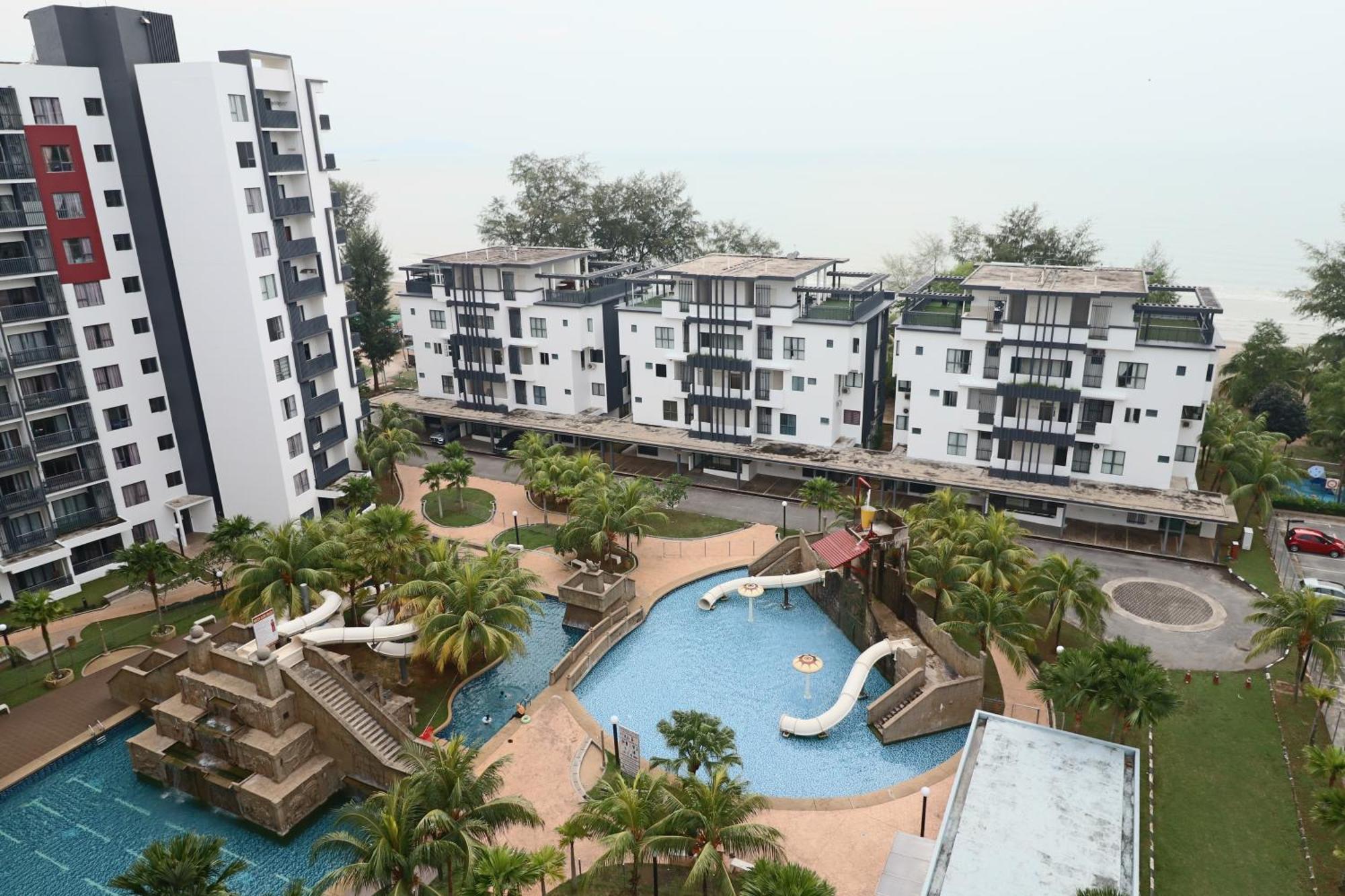 Nature Home 2 - Swiss Garden Resort Residences Beachfront Villa Куантан Экстерьер фото